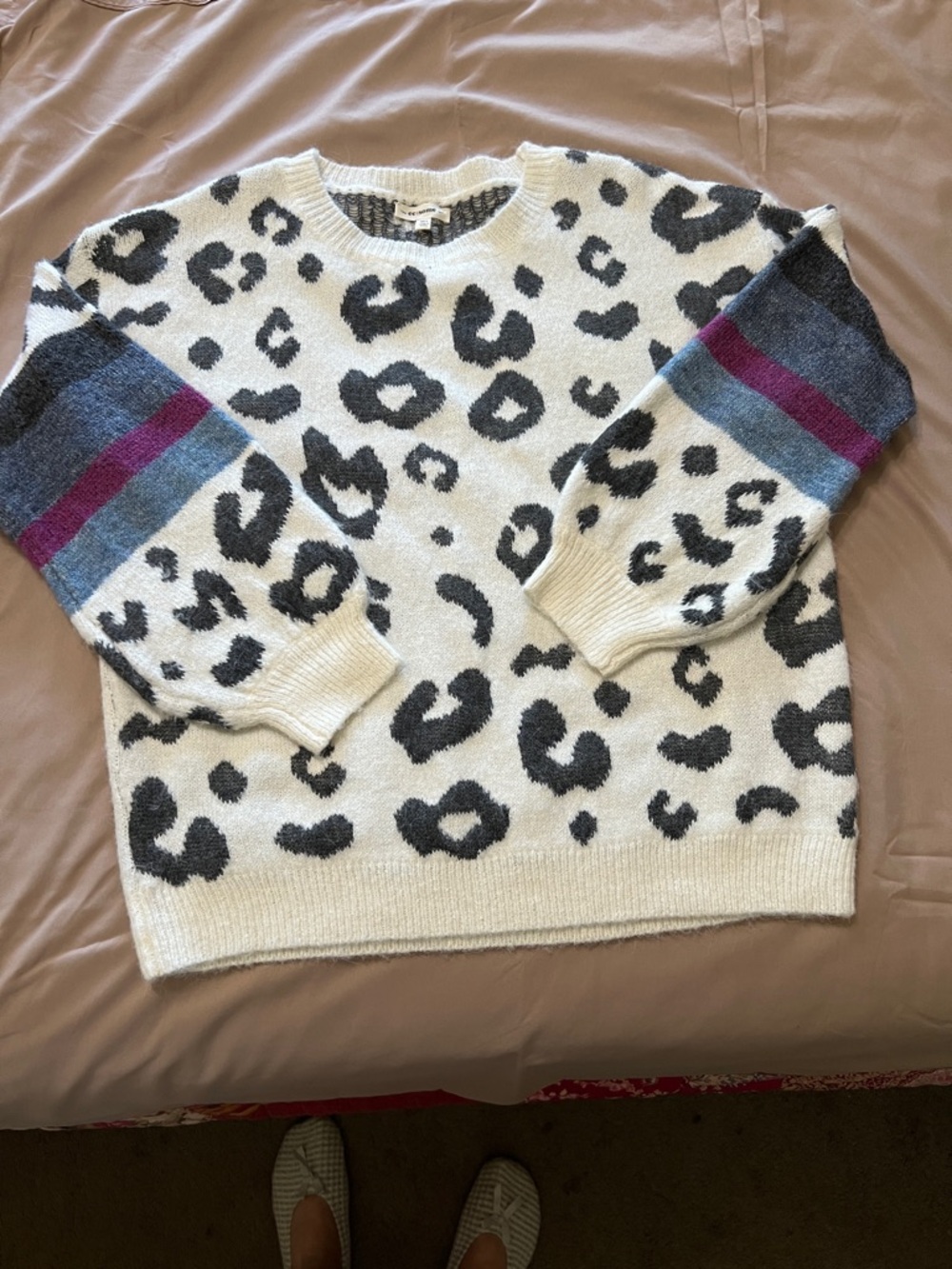 eesome Cream Leopard Print Crewneck Sweater with Blue and Purple Sleeve Stripes